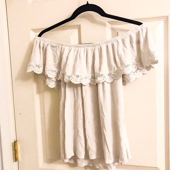 Rue21 Tops - White off the Shoulder Top